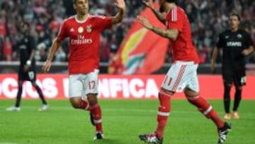 Jonas celebra el primer tanto de penalti.