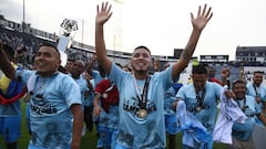 Binacional: un presente brillante y un futuro incierto