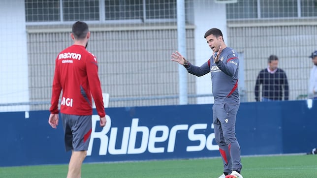 Alessio Lisci: “Quiero ver la mejor versión de Osasuna”