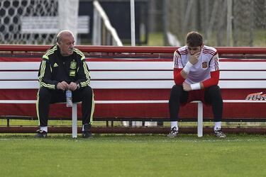 Iker Casillas paga la inactividad: solamente jugó 1.194 minutos