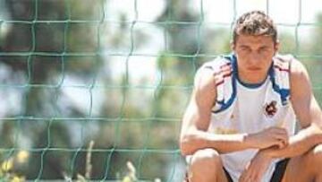 <b>PENSANDO EN PORTUGAL. </b>Joaquín, que se perfila titular por Etxeberria, en un descanso del entrenamiento.