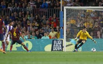 Barcelona-Valladolid. 2-1. Xavi marca el segundo tanto.
