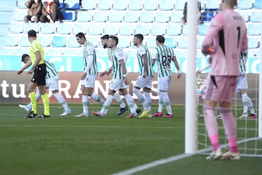 Aprobados y suspensos del Córdoba en Mendizorroza: Y de repente Guardiola