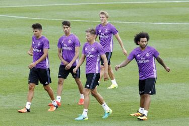 Solari's Castilla face first pre-season test in Segovia