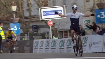 Woods se estrena con el Israel: revienta a todos en Fayence