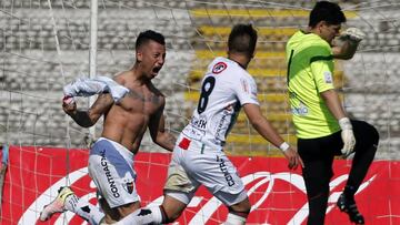 Palestino se recupera y logra un triunfo ante Huachipato