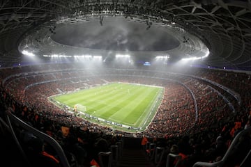 Estadio del Shakhtar Donetsk. Juega en este estadio de la ciudad de Járkov debido a la guerra que le ha forzado a exhiliarse de su estadio, el Donbass Arena