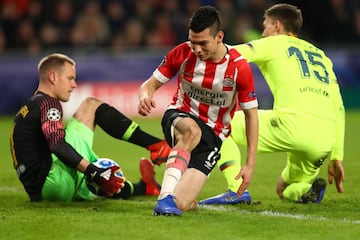 Hirving Lozano y Marc-André Ter Stegen.