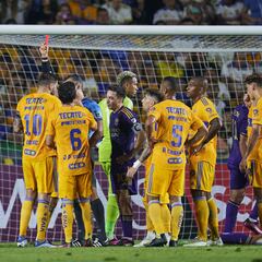 Gignac se salvó de su primera expulsión con Tigres