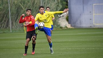 Imagen del partido entre el Cádiz B y el Montijo.