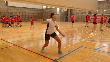 El milagro se acerca: Carolina Marín vuelve a coger la raqueta