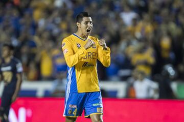 Hugo Ayala es el único mexicano de Tigres que ha disputado todos los minutos del torneo; clave en la zaga de Ricardo Ferretti.
