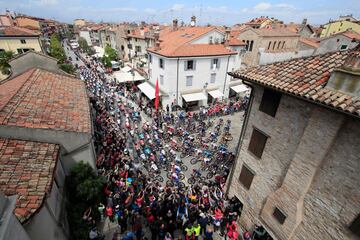 Gran victoria del belga Campenaerts