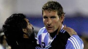 Palermo aprueba el último examen al que le somete Maradona