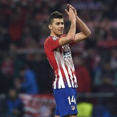 Rodrigo se mide a 'su' Villarreal tras doctorarse en Champions