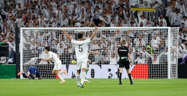 El jugador del Real Madrid, Gonzalo García, celebra el 2-0 al Real Betis. 