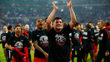El Eintracht elimina al Schalke y jugará la final con el Bayern