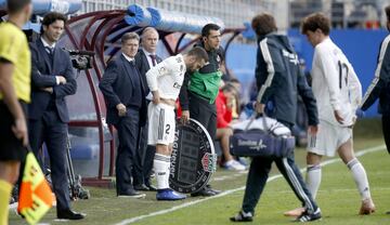 En el inicio de la jugada del 2-0. Odriozola pierde la pugna por el balón Cucurella y el lateral madridista se lesiona siendo sustituido por Dani Carvajal