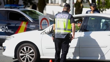 La respuesta que nunca debes dar si te para la Guardia Civil o la Policía