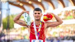 Eugene (United States), 17/07/2022.- Asier Martinez of Spain celebrates placing third in the men's 110m Hurdles final at the World Athletics Championships Oregon22 at Hayward Field in Eugene, Oregon, USA, 17 July 2022. (Mundial de Atletismo, 110 metros vallas, España, Estados Unidos) EFE/EPA/JEAN-CHRISTOPHE BOTT
