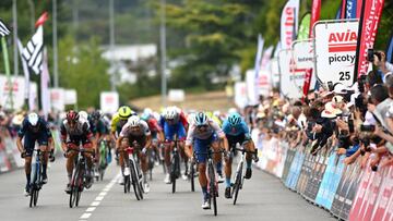 Simon se impone al esprint en la primera etapa del Tour du Limousin.