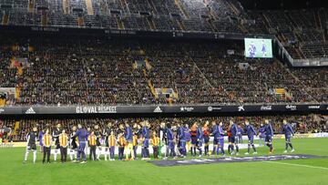 El Valencia da por hecho que, salvo que LaLiga se salte la normativa UEFA, el horario afectará al ambiente el día del Madrid.