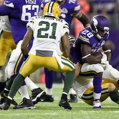 Adrian Peterson operado con éxito del menisco