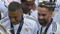 Mbappé's joyful moment: watch his ecstatic face as he lifts the Super Cup trophy