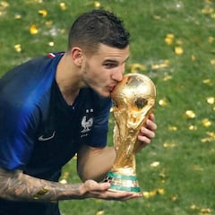 Lucas Hernández: "Simeone me ha cambiado la vida del todo"