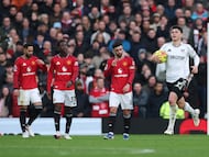 Soccer Football - Premier League - Manchester United v Fulham - Old Trafford, Manchester, Britain - February 1, 2026 Fulham's Jorge Cuenca celebrates scoring their first goal REUTERS/Phil Noble EDITORIAL USE ONLY. NO USE WITH UNAUTHORIZED AUDIO, VIDEO, DATA, FIXTURE LISTS, CLUB/LEAGUE LOGOS OR 'LIVE' SERVICES. ONLINE IN-MATCH USE LIMITED TO 120 IMAGES, NO VIDEO EMULATION. NO USE IN BETTING, GAMES OR SINGLE CLUB/LEAGUE/PLAYER PUBLICATIONS. PLEASE CONTACT YOUR ACCOUNT REPRESENTATIVE FOR FURTHER DETAILS..