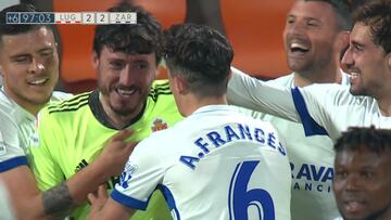 Locura total en Lugo: vean el gol del portero del Zaragoza en el 97' de forma milagrosa