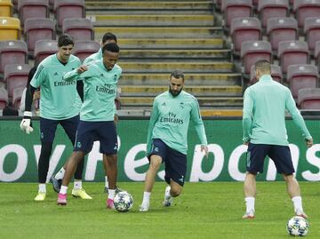 Militao y Karim Benzema.