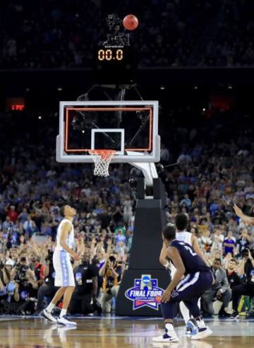 Kris Jenkins lanza el triple de la victoria de Villanova Wildcats en el último segundo.