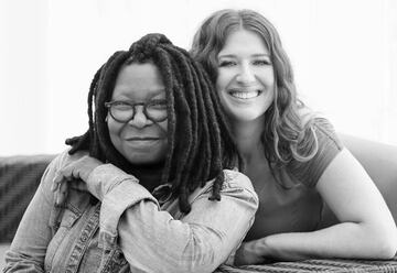 Whoopi Goldberg y Maya Elisabeth