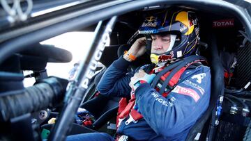 Dakar Rally - 2018 Peru-Bolivia-Argentina Dakar rally - 40th Dakar Edition stage eleven, Belen to Chilecito - January 17, 2018. Carlos Sainz of Spain prepares to depart for the stage. REUTERS/Andres Stapff