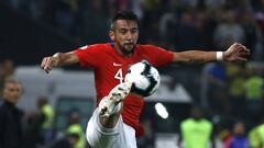 Los motivos de Flamengo para asegurar a Isla como refuerzo