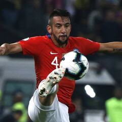 Los motivos de Flamengo para asegurar a Isla como refuerzo