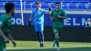 Imagen de un partido del Huesca B.