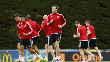 Gales vuelve al trabajo con la mente puesta en Portugal