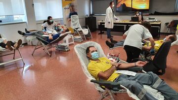 Empleados donando sangre en las instalaciones de Hefame
 
 HEFAME
 26/06/2020 