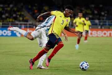 Colombia gana con gol de Fuentes y pasa a la siguiente fase del Sudamericano. 