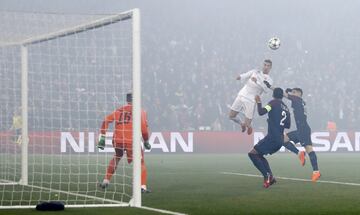 Great cross from Lucas Vázquez and Cristiano Ronaldo makes it 1-0.