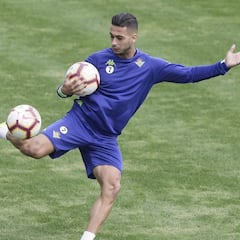 El Valencia negocia el fichaje del bético Sergio León