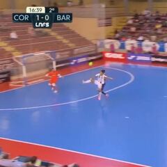 Recurso 'made in Ibra' y todo el Barcelona mirando lo que pasó