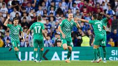 El Almería vuela hacia Primera en Donostia