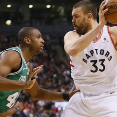 Los Raptors de un gran Gasol someten a los Boston Celtics