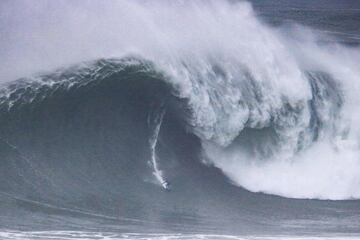 Red Bull Big Wave Awards - Finalista en la categoría cbdMD XXL Biggest Wave. 