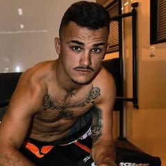 "Me hice una foto y al apretar el abdomen me dio un amarillo"