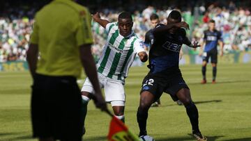 Resumen Betis 2 - Alavés 0: Sanabria alarga su racha