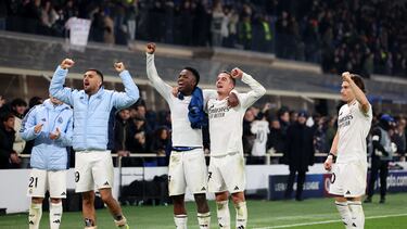 Soccer Football - Champions League - Atalanta v Real Madrid - Gewiss Stadium, Bergamo, Italy - December 10, 2024 Real Madrid's Brahim Diaz, Dani Ceballos, Real Madrid's Vinicius Junior, Lucas Vazquez and Fran Garcia celebrate after the match REUTERS/Claudia Greco